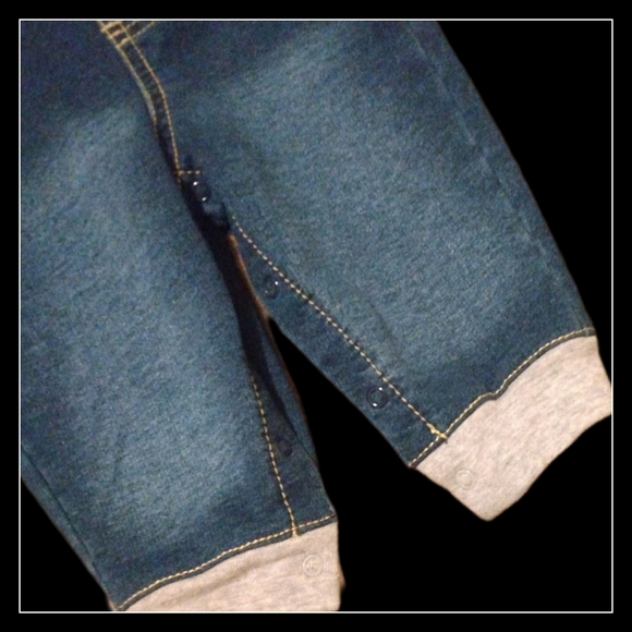 Guess 2-Piece Infant Overall Set - Picture 5 of 10